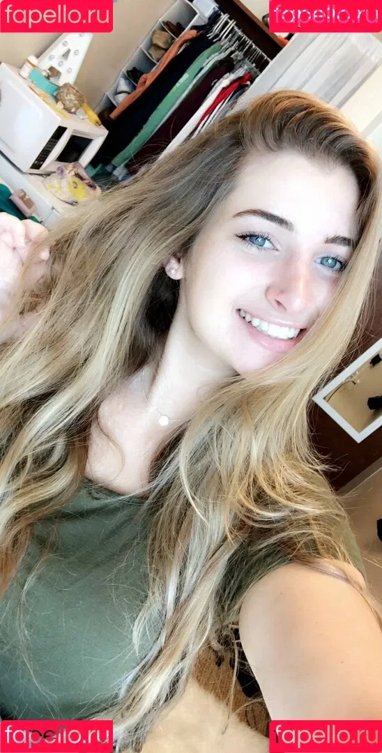Alex B Onlyfans Photo Gallery 