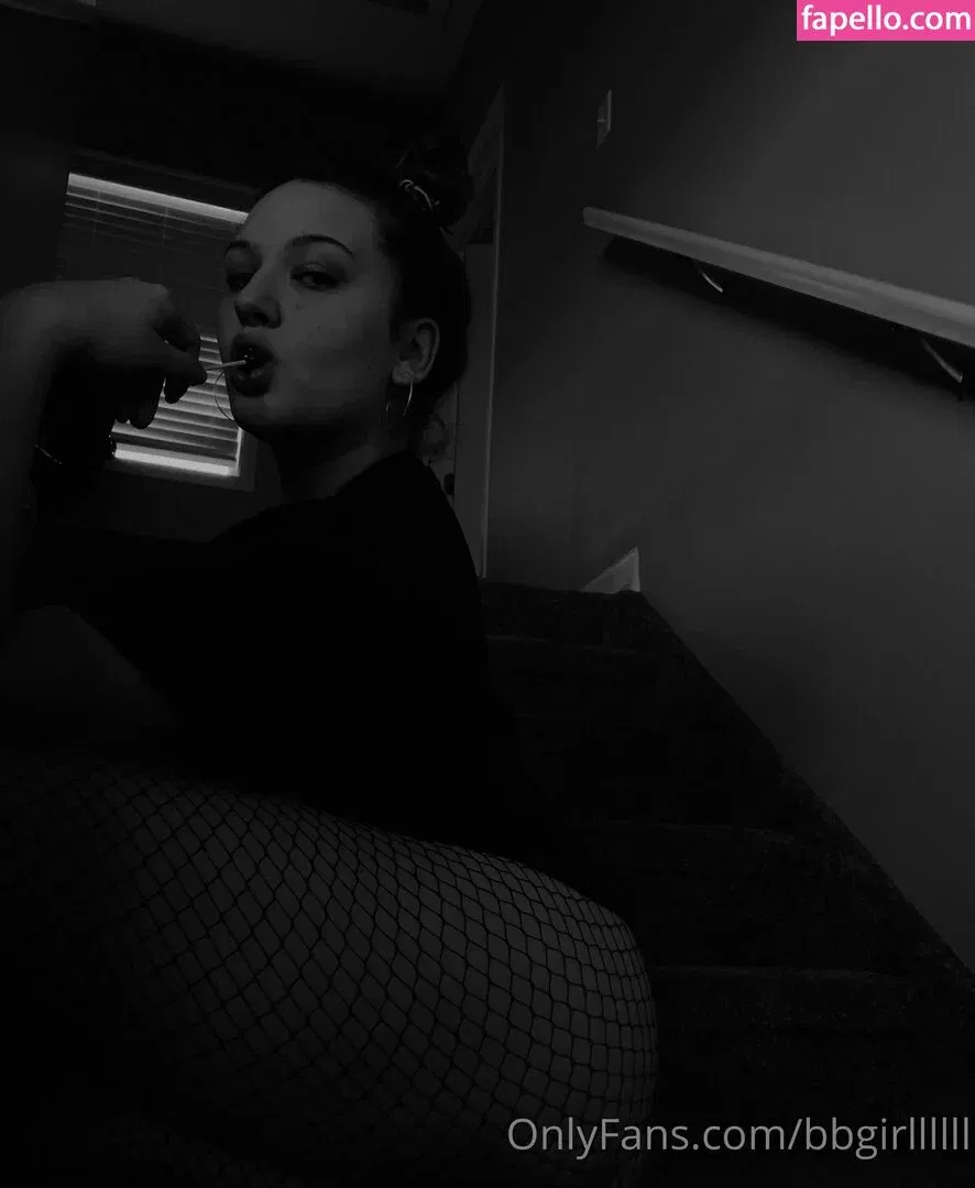 urfavslxtt Onlyfans Photo Gallery 