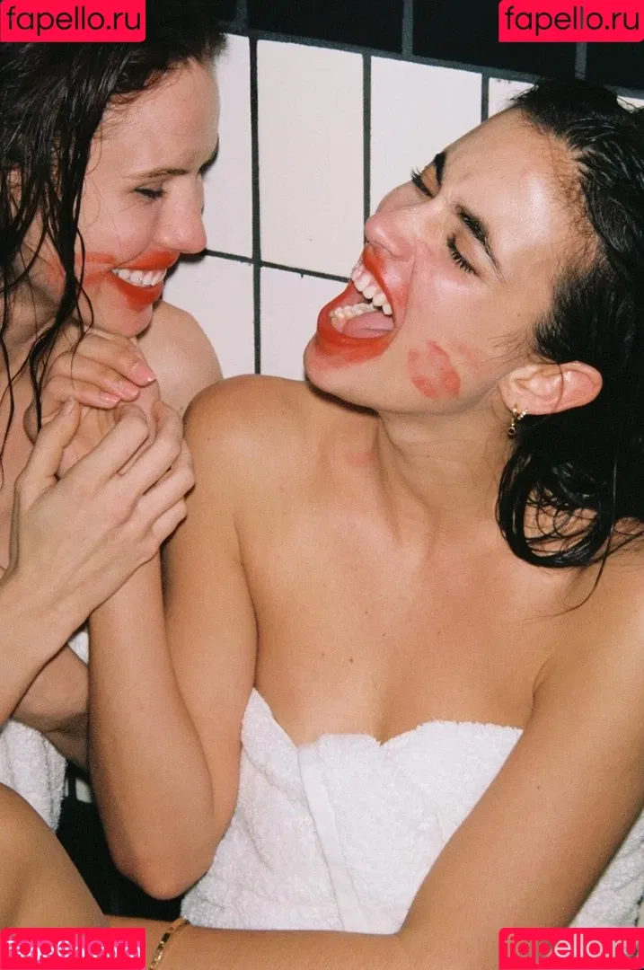Elisha & Renee Herbert Onlyfans Photo Gallery 
