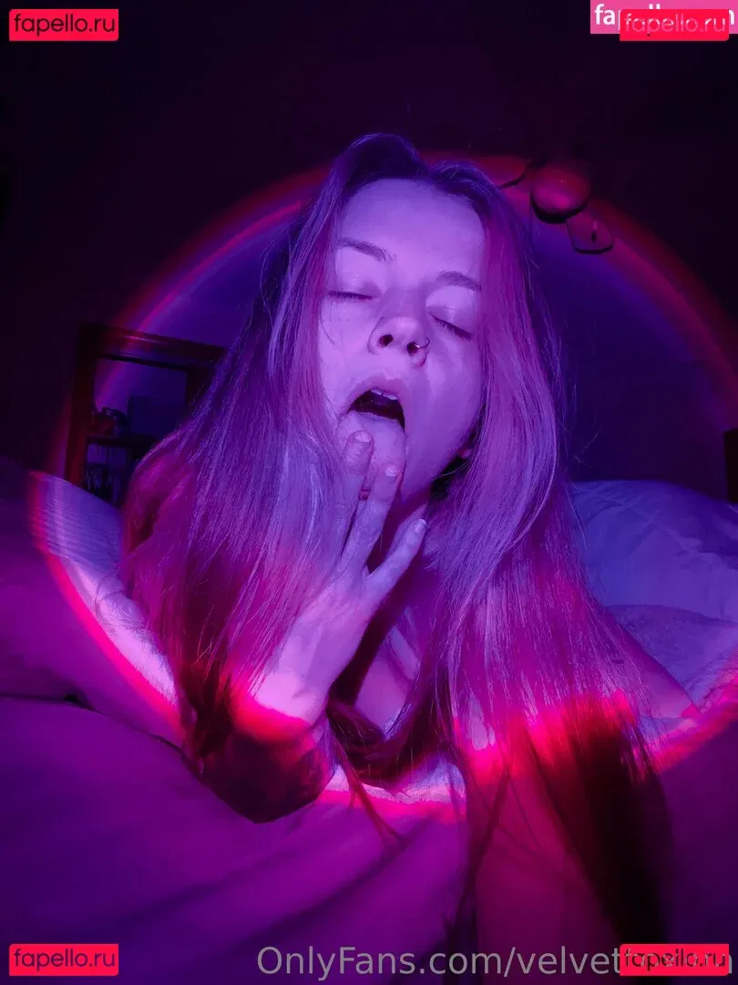 velvettoxinn Onlyfans Photo Gallery 