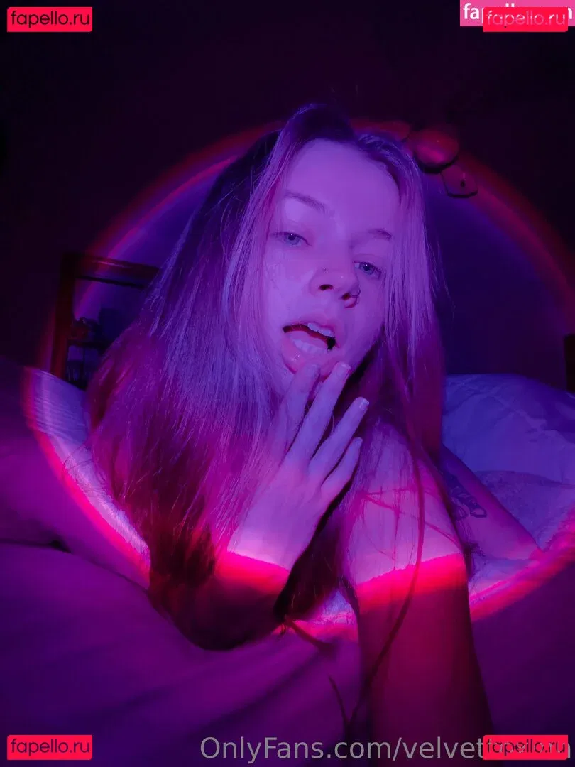 velvettoxinn Onlyfans Photo Gallery 