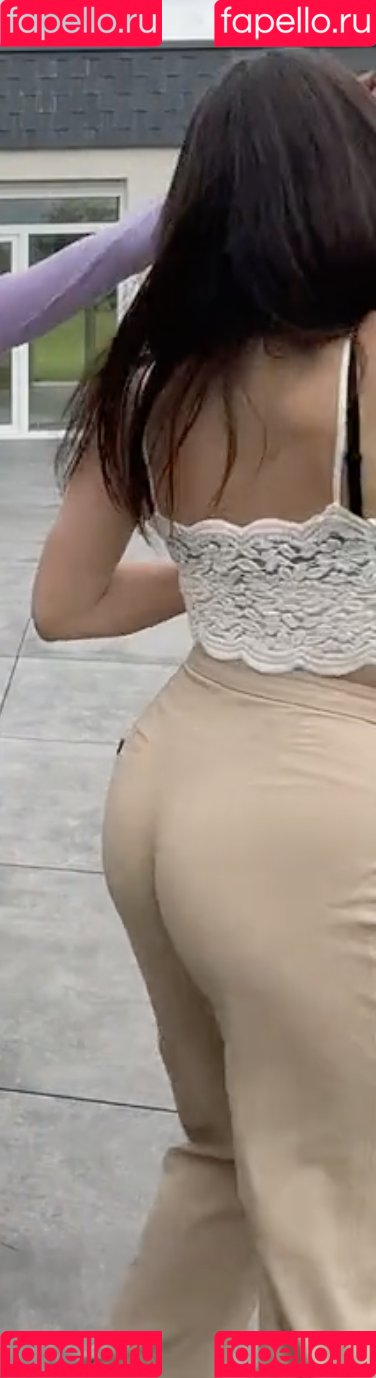 Maëlyss Lepage Onlyfans Photo Gallery 