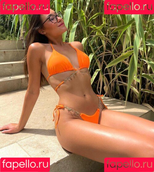 Maëlyss Lepage Onlyfans Photo Gallery 