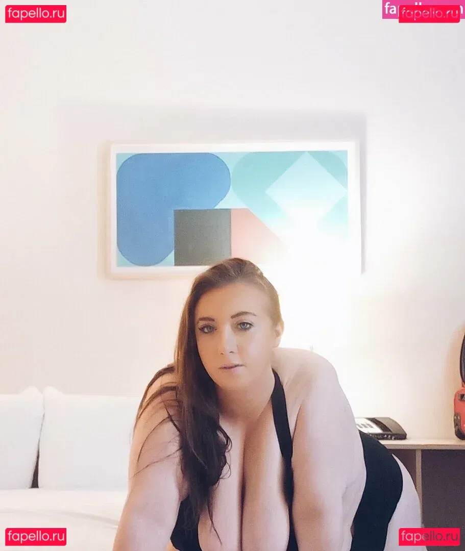 FacialTarget69 Onlyfans Photo Gallery 