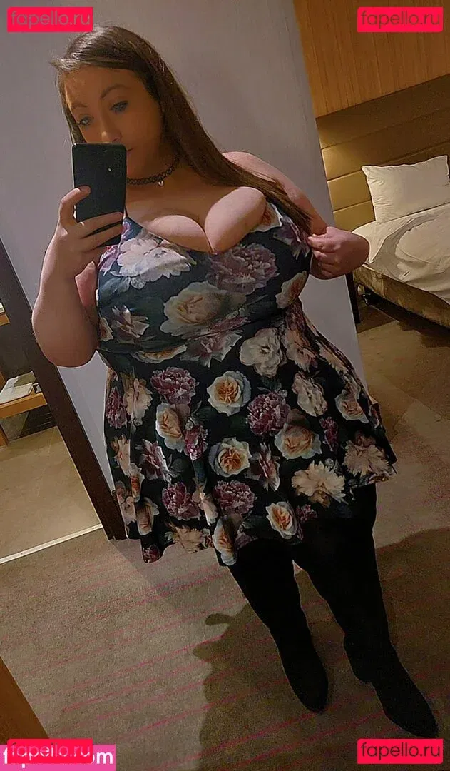 FacialTarget69 Onlyfans Photo Gallery 