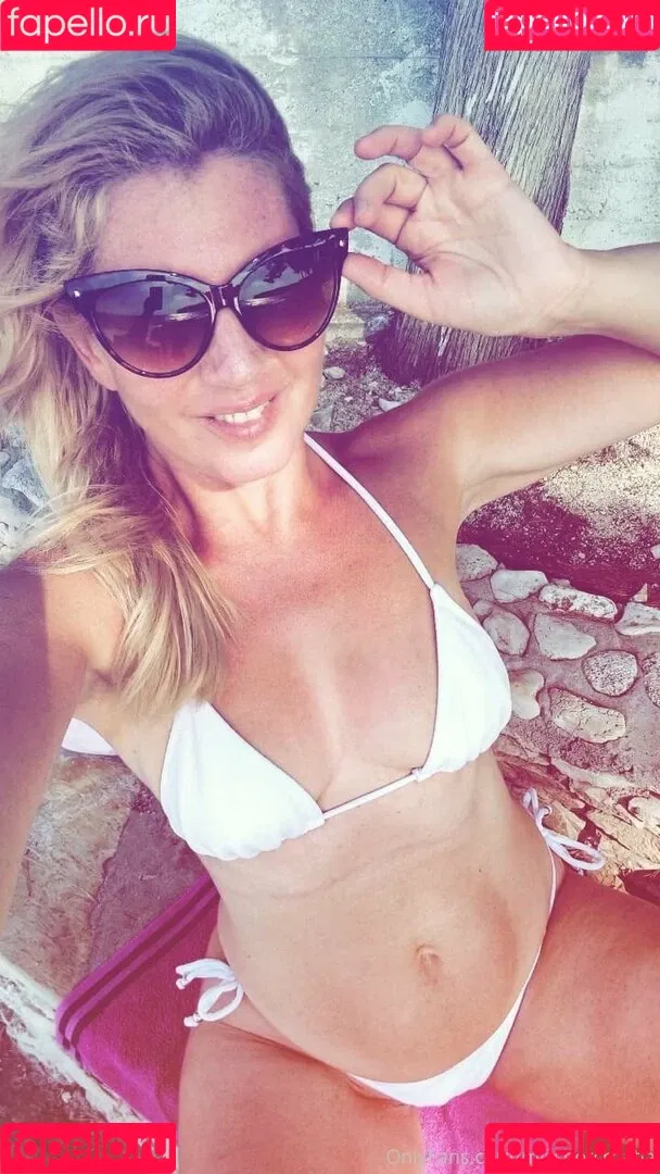 misshotcroatia Onlyfans Photo Gallery 