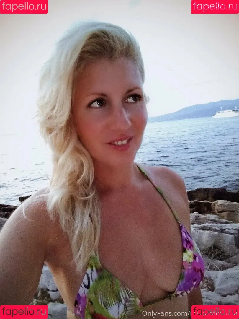 misshotcroatia Onlyfans Photo Gallery 