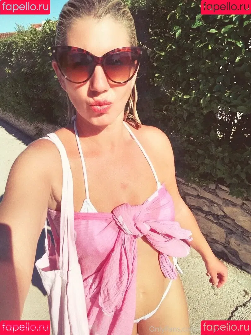 misshotcroatia Onlyfans Photo Gallery 