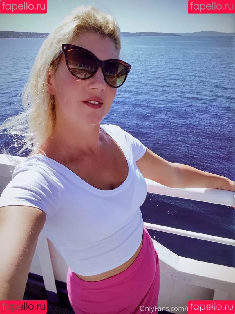 misshotcroatia Onlyfans Photo Gallery 