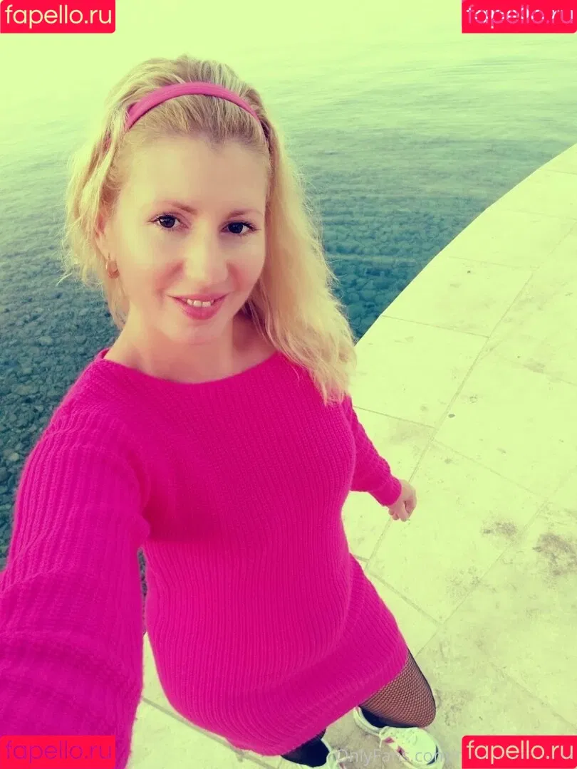 misshotcroatia Onlyfans Photo Gallery 
