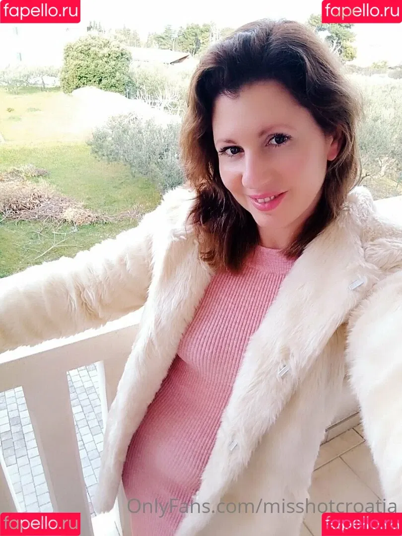 misshotcroatia Onlyfans Photo Gallery 