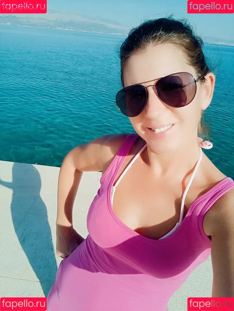 misshotcroatia Onlyfans Photo Gallery 
