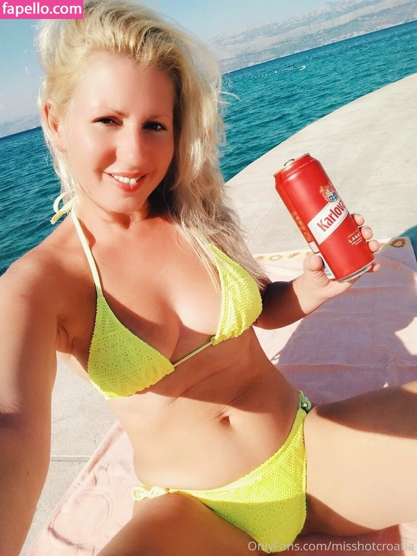 misshotcroatia Onlyfans Photo Gallery 