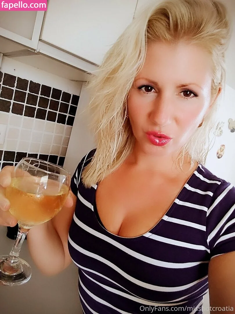 misshotcroatia Onlyfans Photo Gallery 