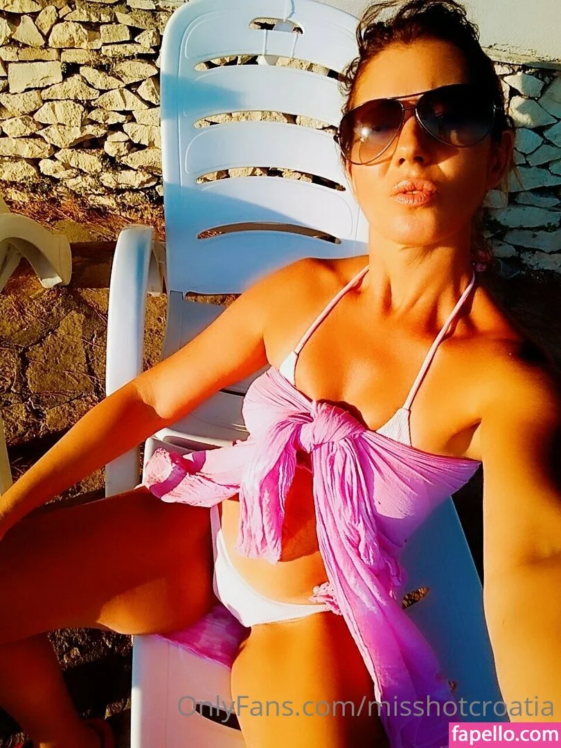 misshotcroatia Onlyfans Photo Gallery 