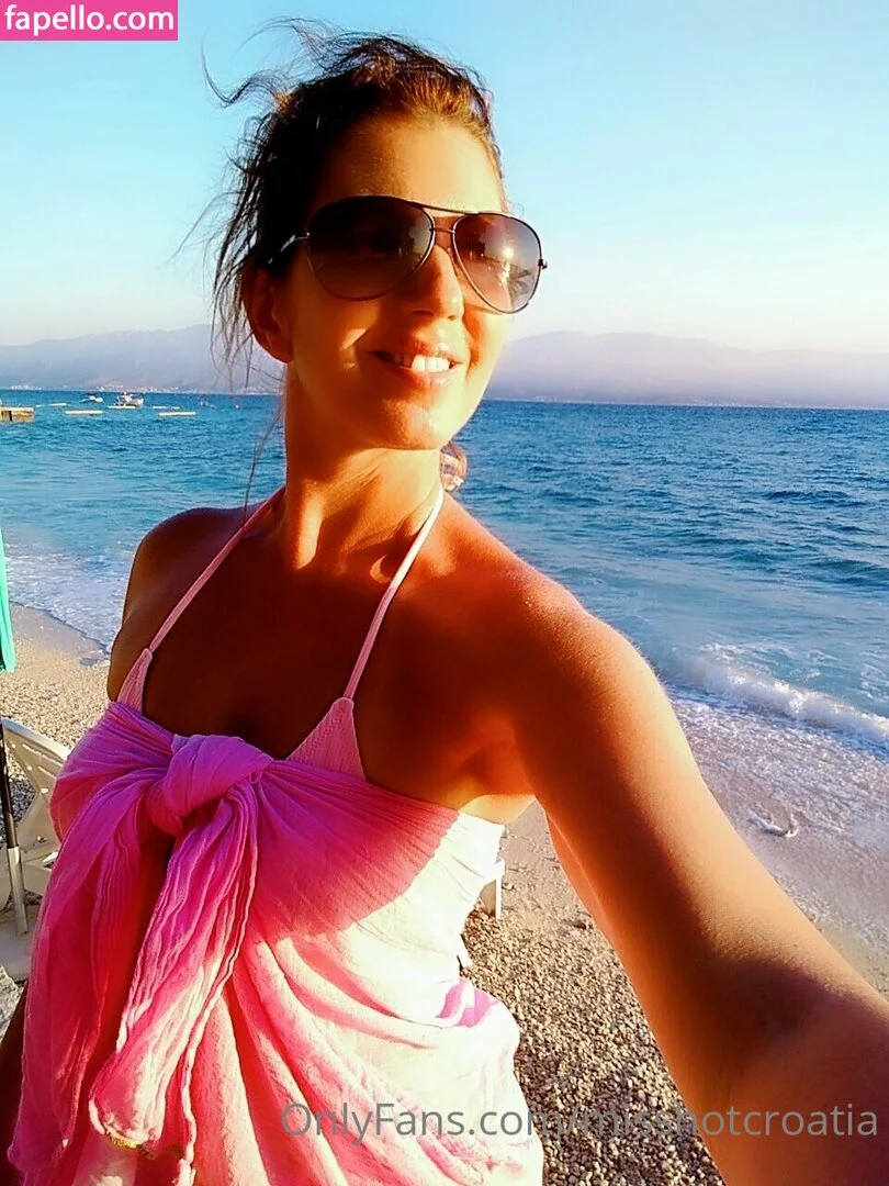 misshotcroatia Onlyfans Photo Gallery 