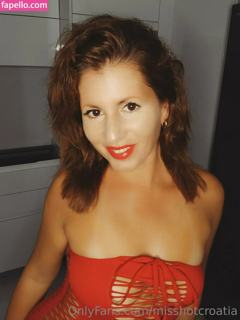misshotcroatia Onlyfans Photo Gallery 