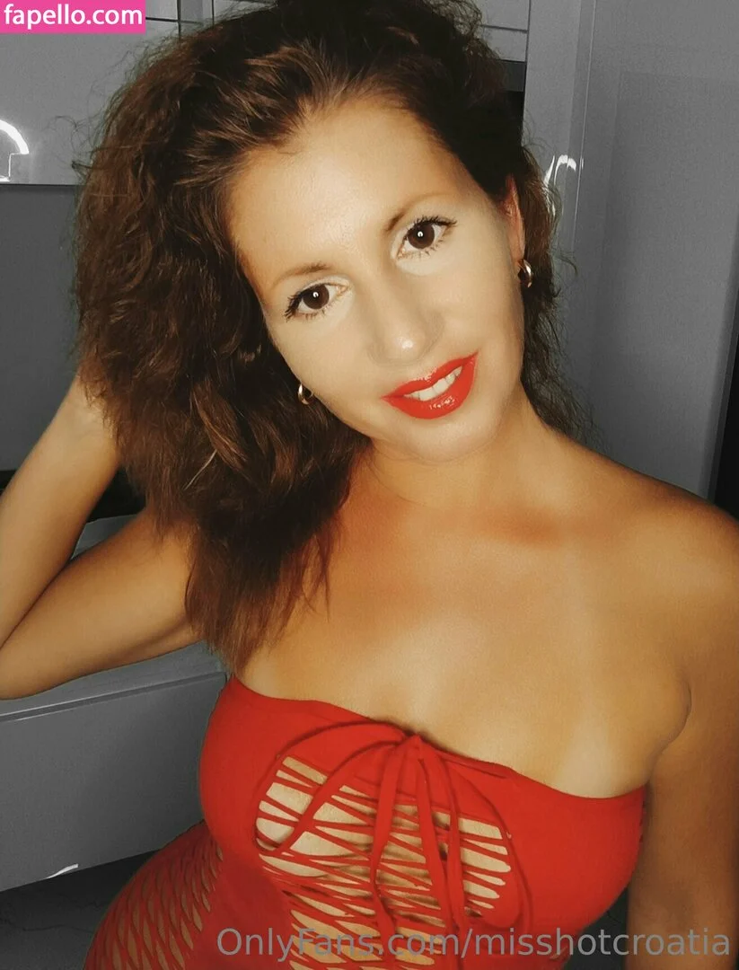 misshotcroatia Onlyfans Photo Gallery 