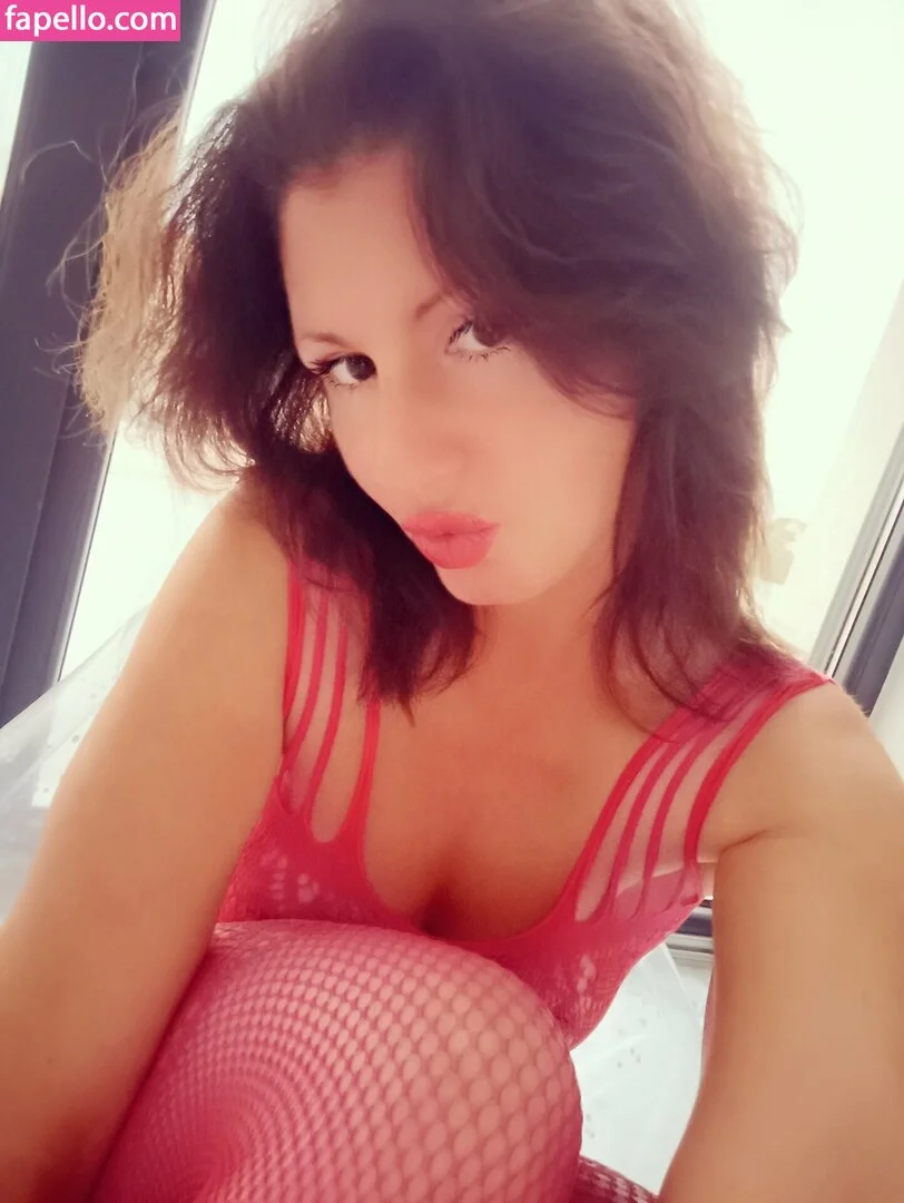 misshotcroatia Onlyfans Photo Gallery 