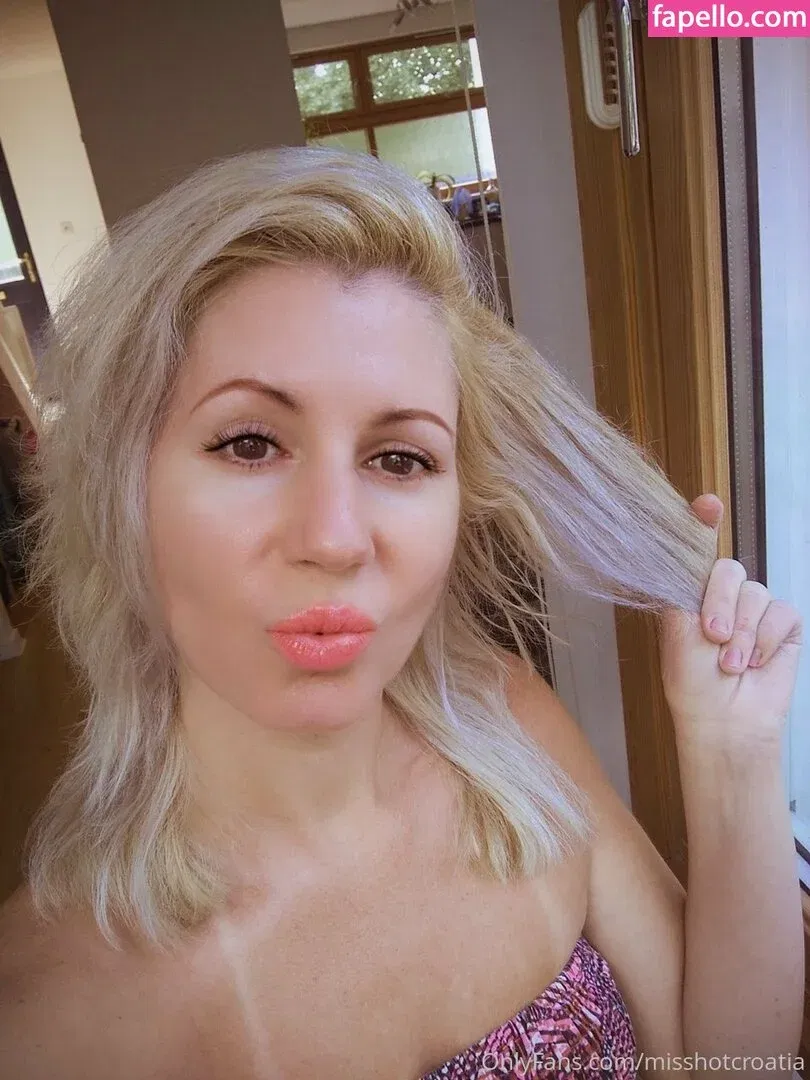 misshotcroatia Onlyfans Photo Gallery 