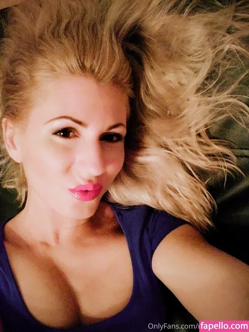 misshotcroatia Onlyfans Photo Gallery 