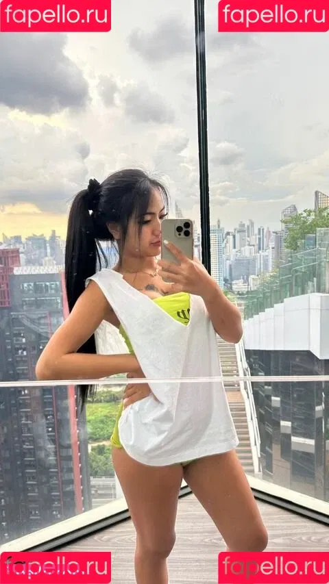 Praew Phatcharin Onlyfans Photo Gallery 