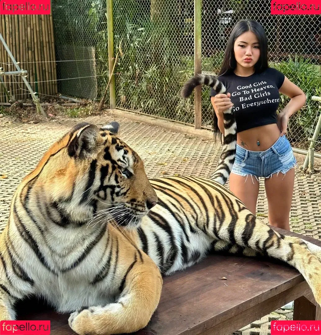 Praew Phatcharin Onlyfans Photo Gallery 
