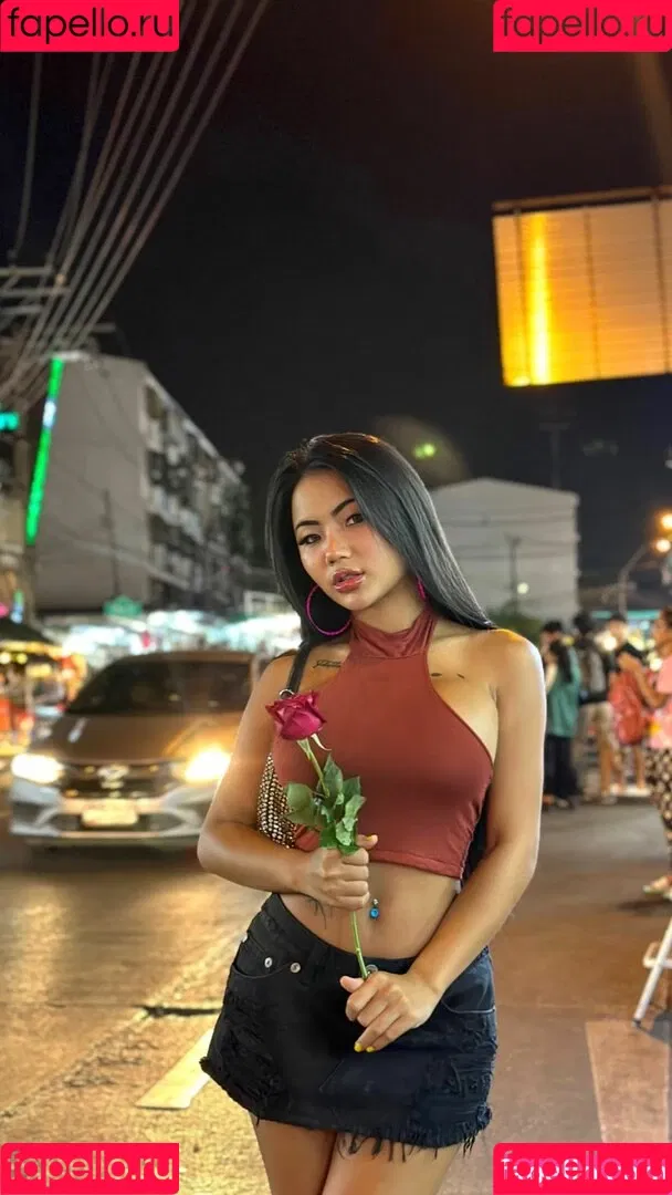 Praew Phatcharin Onlyfans Photo Gallery 