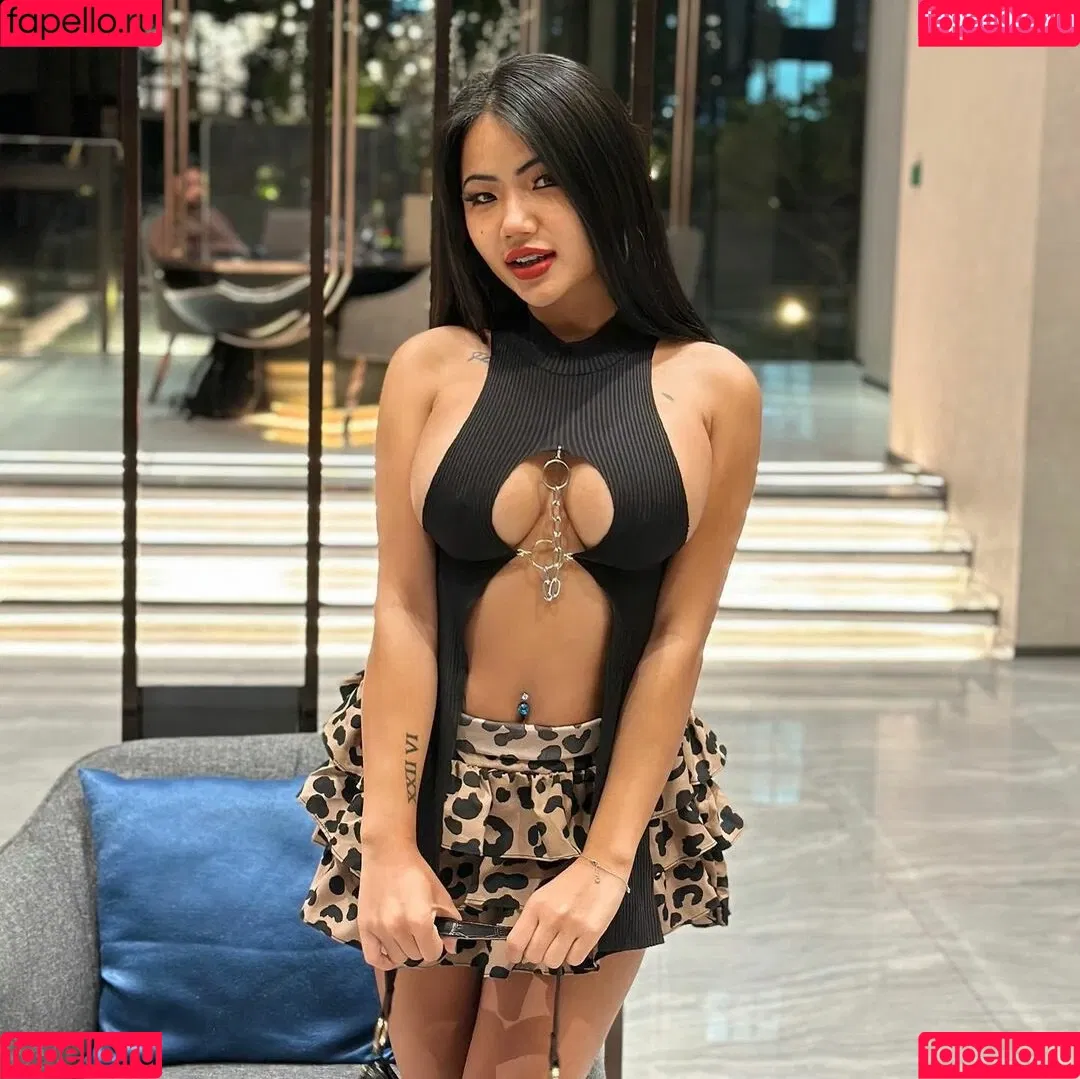 Praew Phatcharin Onlyfans Photo Gallery 