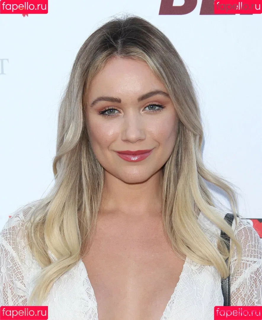 Katrina Bowden Onlyfans Photo Gallery 
