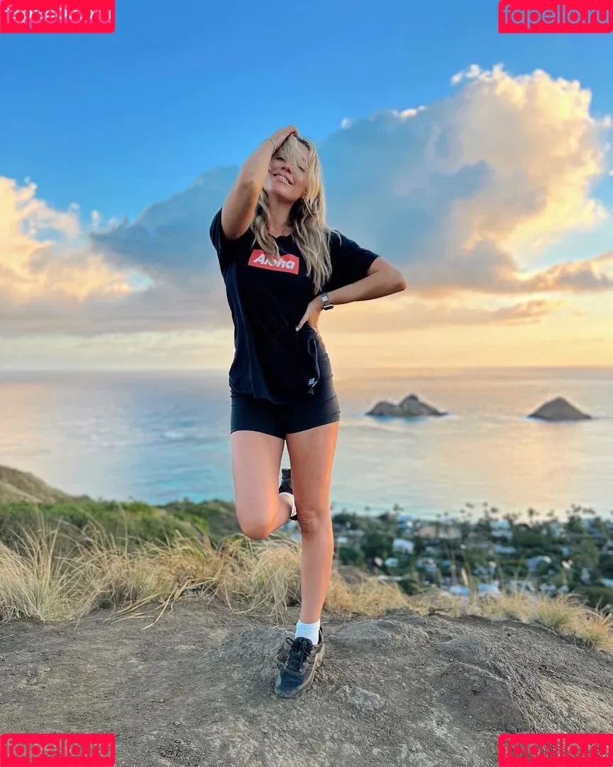 Katrina Bowden Onlyfans Photo Gallery 
