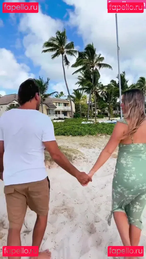 Katrina Bowden Onlyfans Photo Gallery 