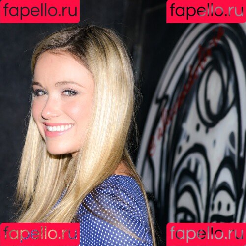 Katrina Bowden Onlyfans Photo Gallery 