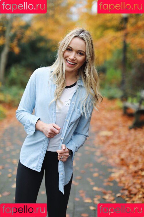 Katrina Bowden Onlyfans Photo Gallery 