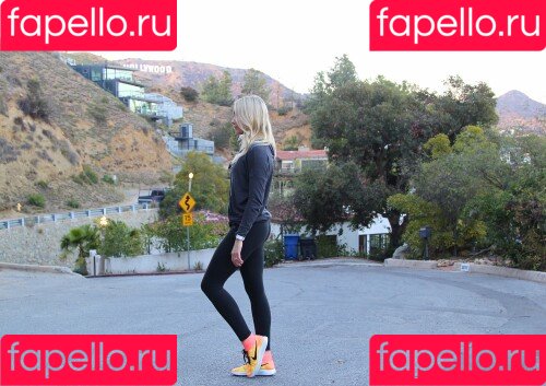 Katrina Bowden Onlyfans Photo Gallery 