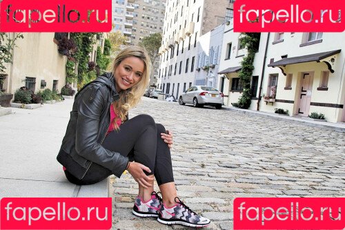 Katrina Bowden Onlyfans Photo Gallery 