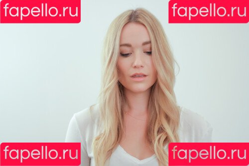 Katrina Bowden Onlyfans Photo Gallery 