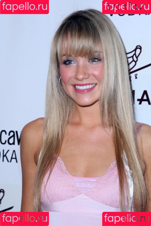 Katrina Bowden Onlyfans Photo Gallery 