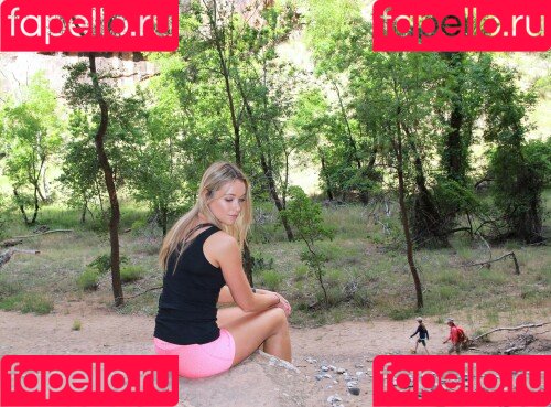 Katrina Bowden Onlyfans Photo Gallery 