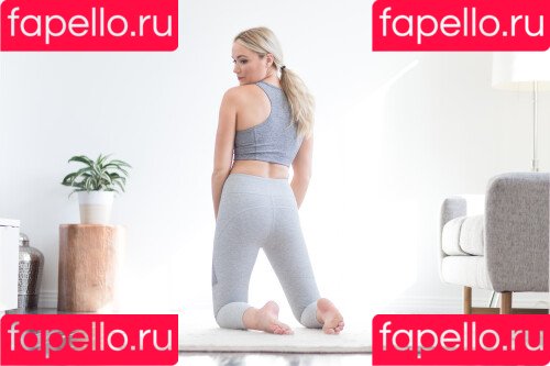 Katrina Bowden Onlyfans Photo Gallery 