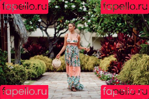 Katrina Bowden Onlyfans Photo Gallery 