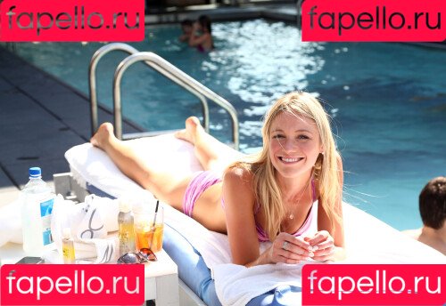 Katrina Bowden Onlyfans Photo Gallery 