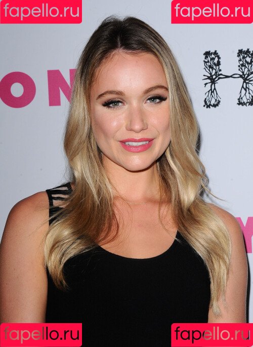 Katrina Bowden Onlyfans Photo Gallery 
