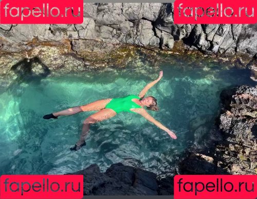 Katrina Bowden Onlyfans Photo Gallery 