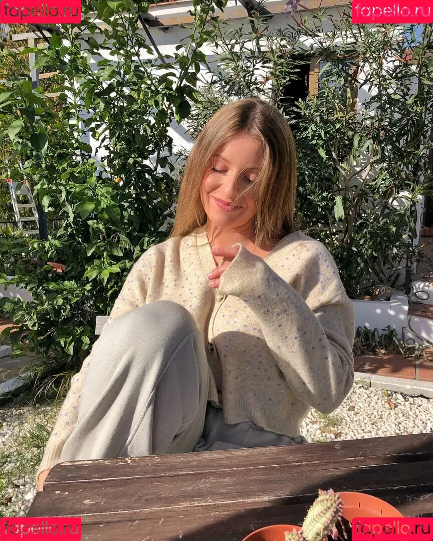 Zhanet Filipova Onlyfans Photo Gallery 