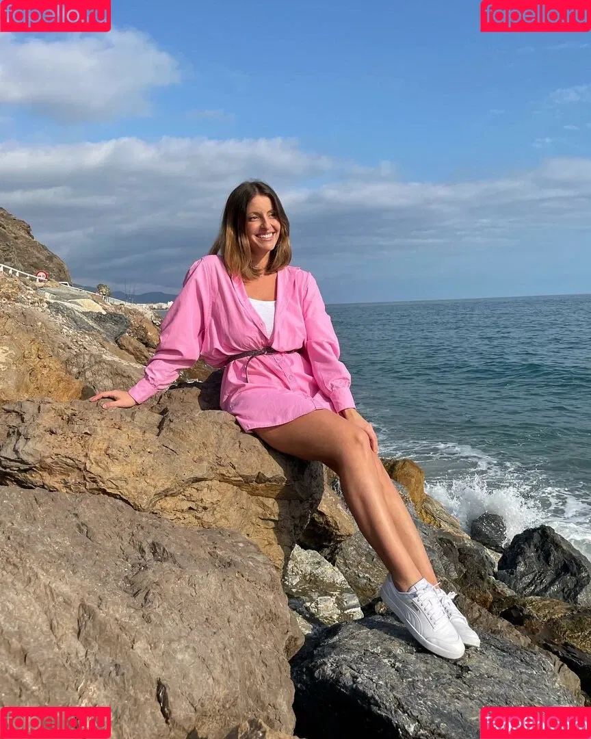 Zhanet Filipova Onlyfans Photo Gallery 