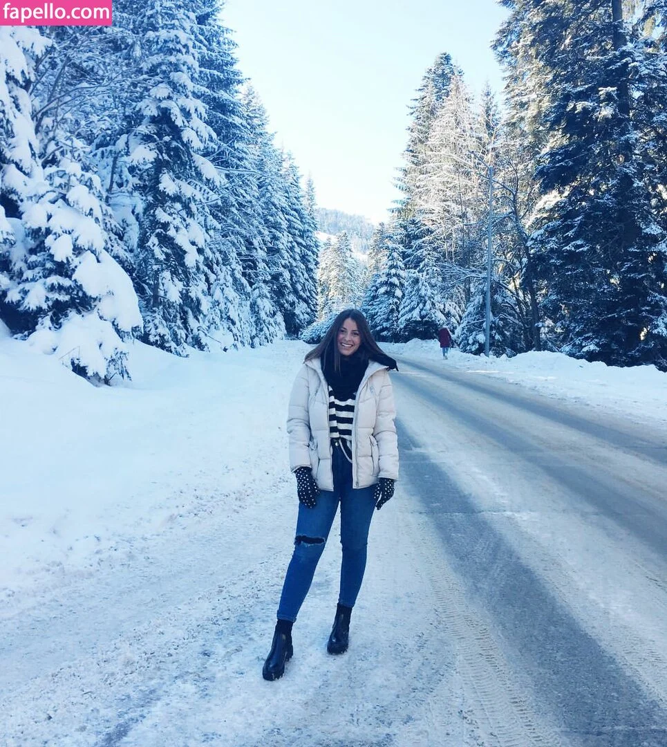 Zhanet Filipova Onlyfans Photo Gallery 