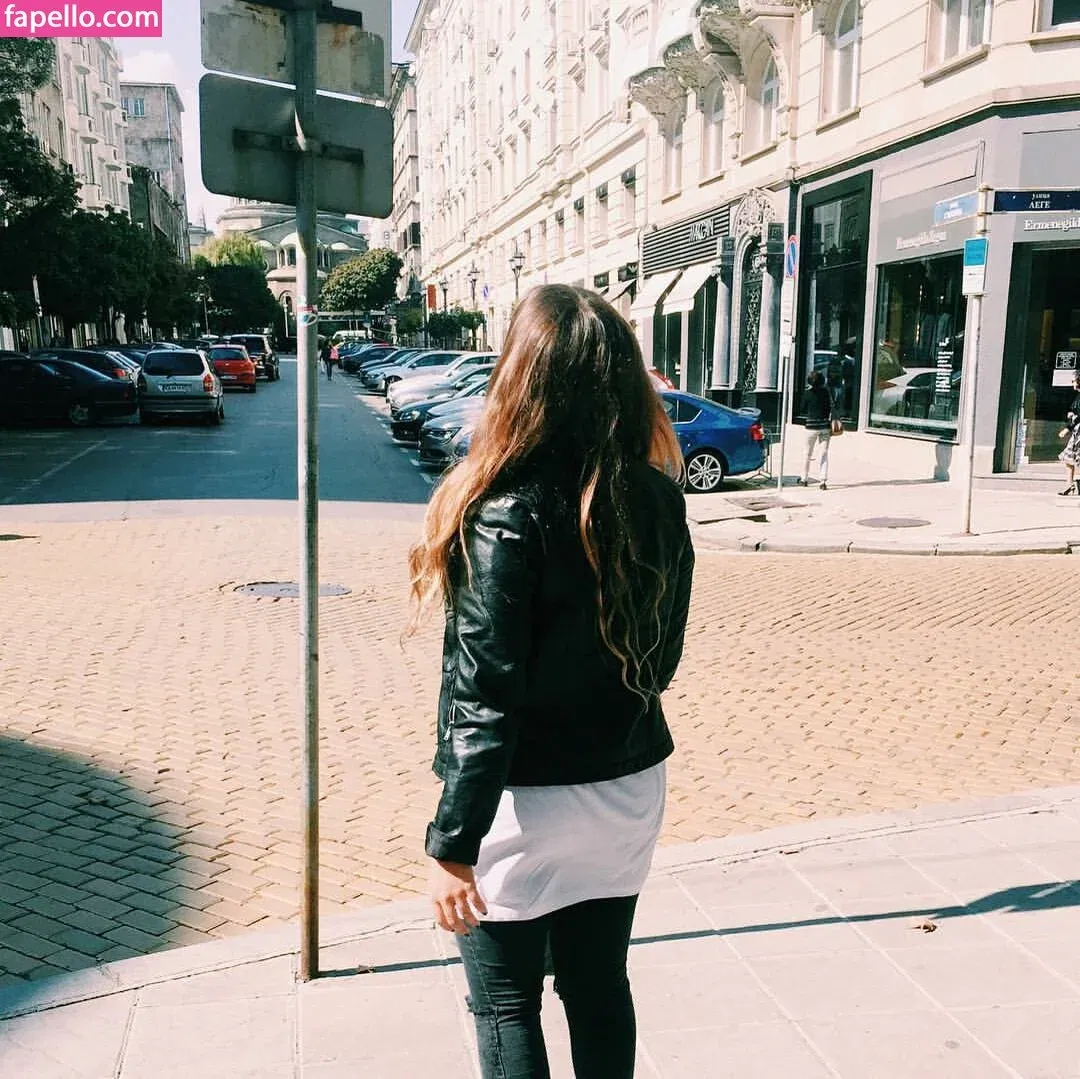 Zhanet Filipova Onlyfans Photo Gallery 