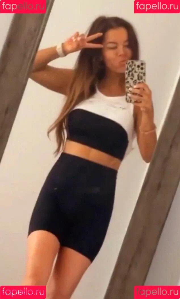Jackie Redmond Onlyfans Photo Gallery 