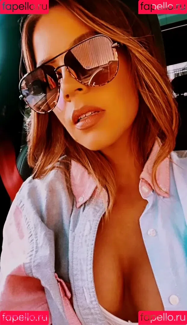 Jackie Redmond Onlyfans Photo Gallery 